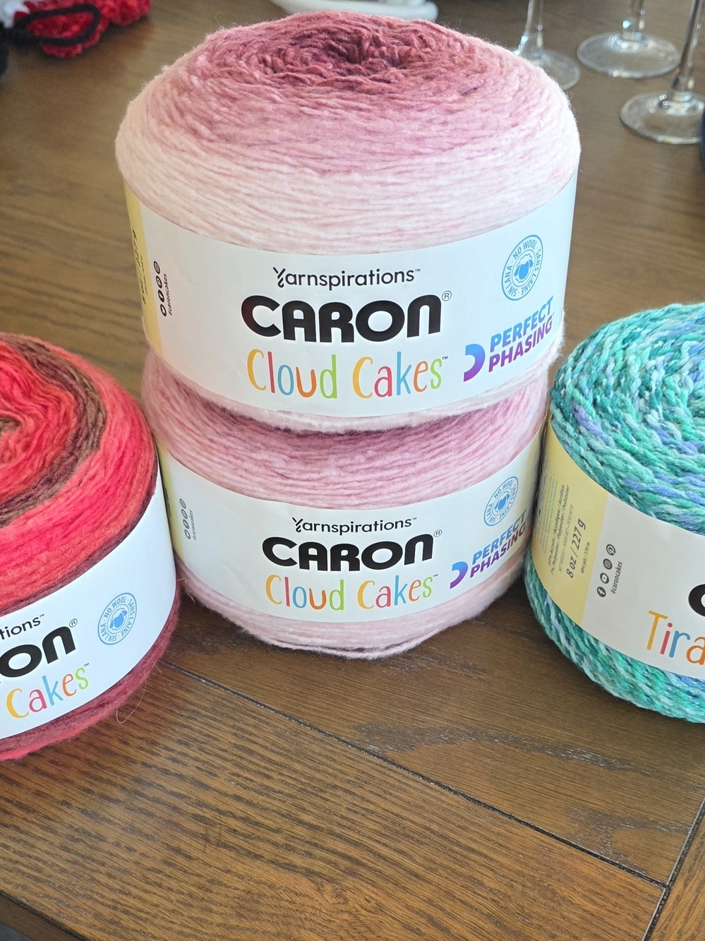 4 Caron Cakes